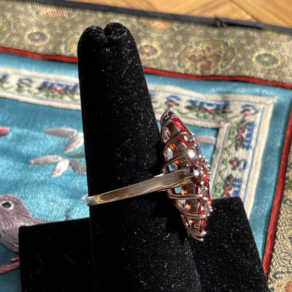 Stunning garnet 925 cluster statement ring JTV - Picture 3 of 7
